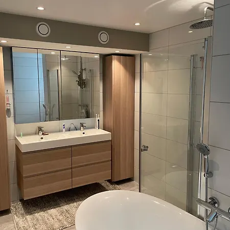 بيت للعطل Modern New House
